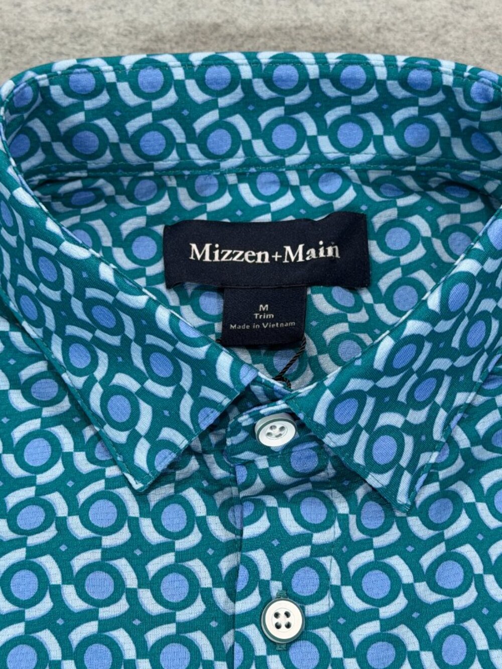 Mizzen+Main Halyard Short Sleeve Dress Shirt Teal Kaleidoscope Medium Trim NWT - Picture 10 of 15